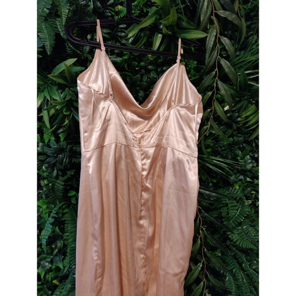 MEGGAN GRUBB CREAM SATIN COWL NECK MIDI DRESS - Picture 5 of 6